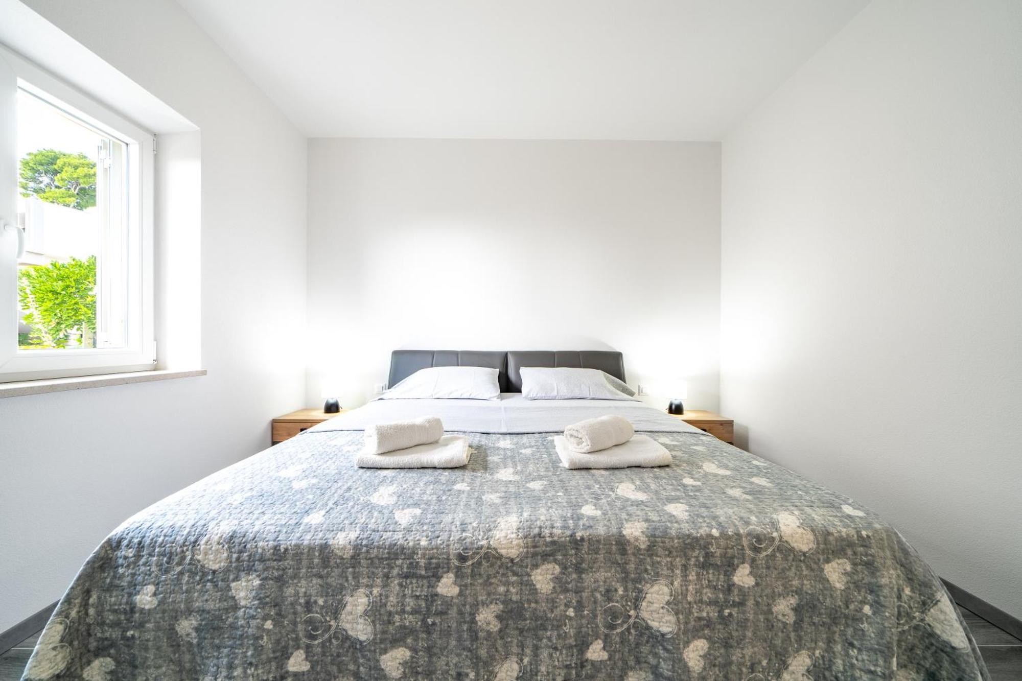 Apartments Siesta Сумартін Екстер'єр фото
