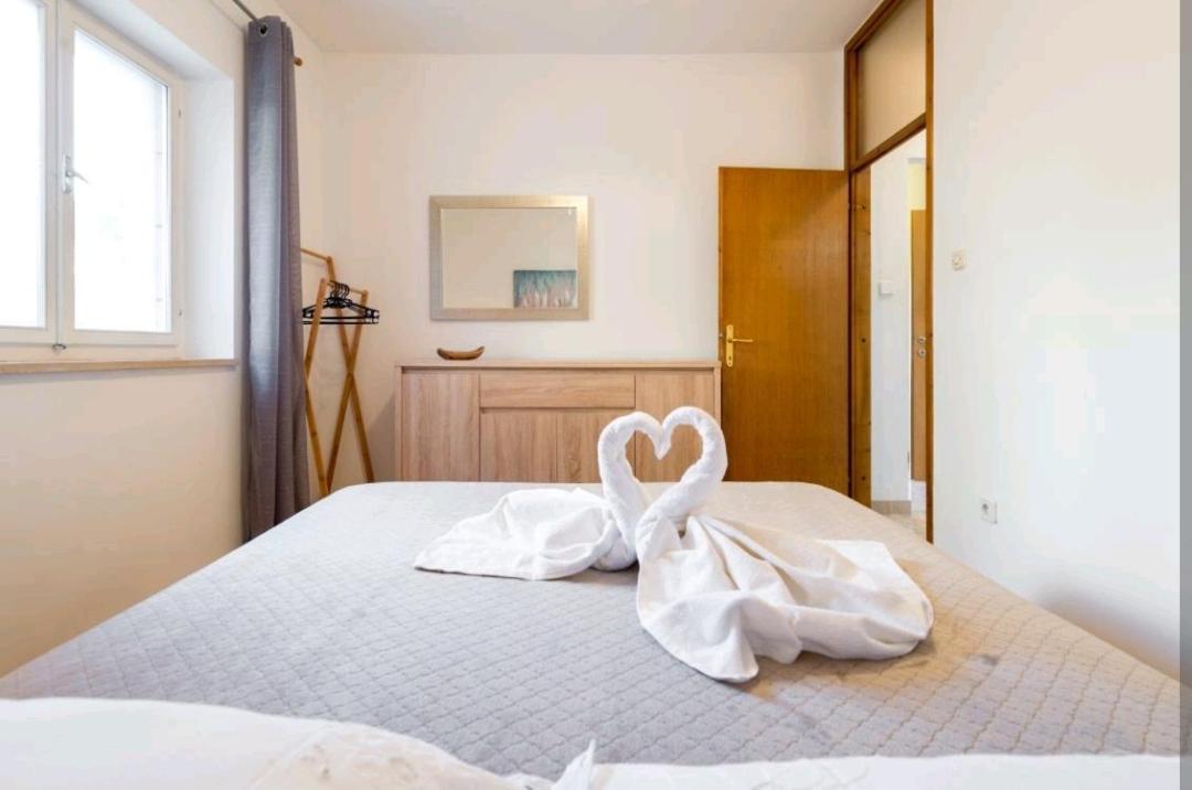 Apartments Siesta Сумартін Екстер'єр фото
