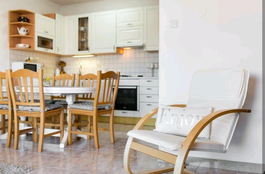 Apartments Siesta Сумартін Екстер'єр фото